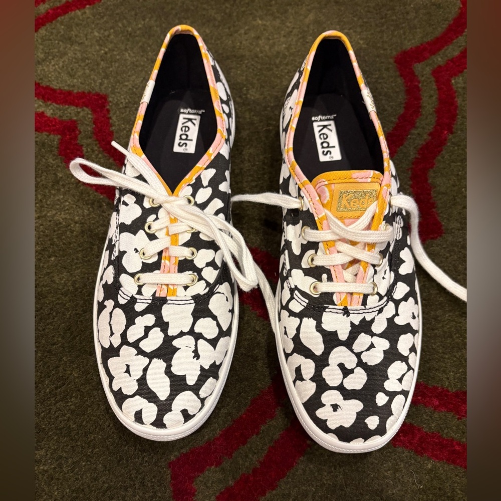 Keds Women's Floral Sneakers - Black, White, and Orange